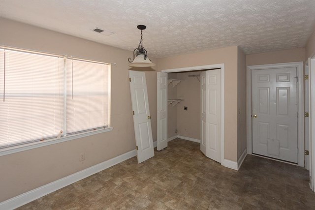 95 Mountainside Ln, Covington, GA 30016 photo 4