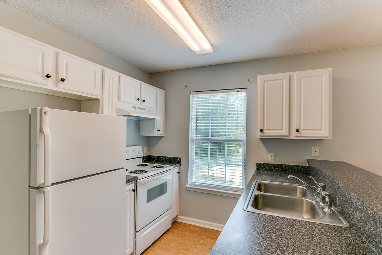 407 Shadowbrook, Springfield, GA 31329 photo 10