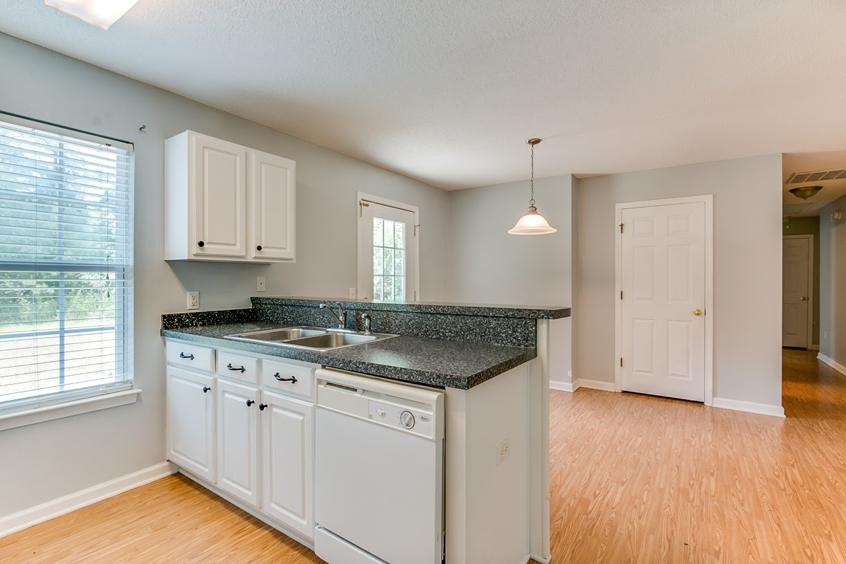 407 Shadowbrook, Springfield, GA 31329 photo 11