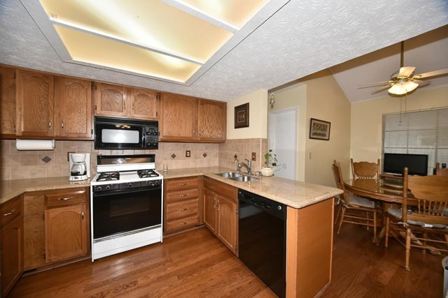 2407 Samia Dr, Duluth, GA 30096 photo 9