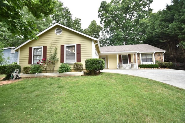 2407 Samia Dr, Duluth, GA 30096 photo 1