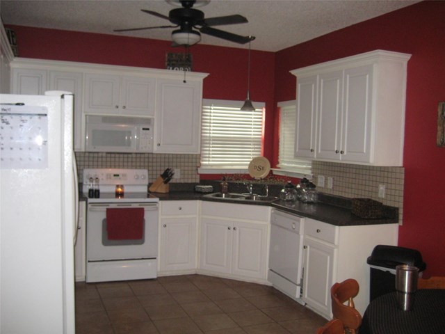 305 Pebble Dr, Rincon, GA 31326 photo 6
