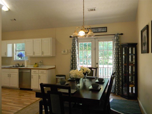 200 Sable Cir, Covington, GA 30016 photo 9