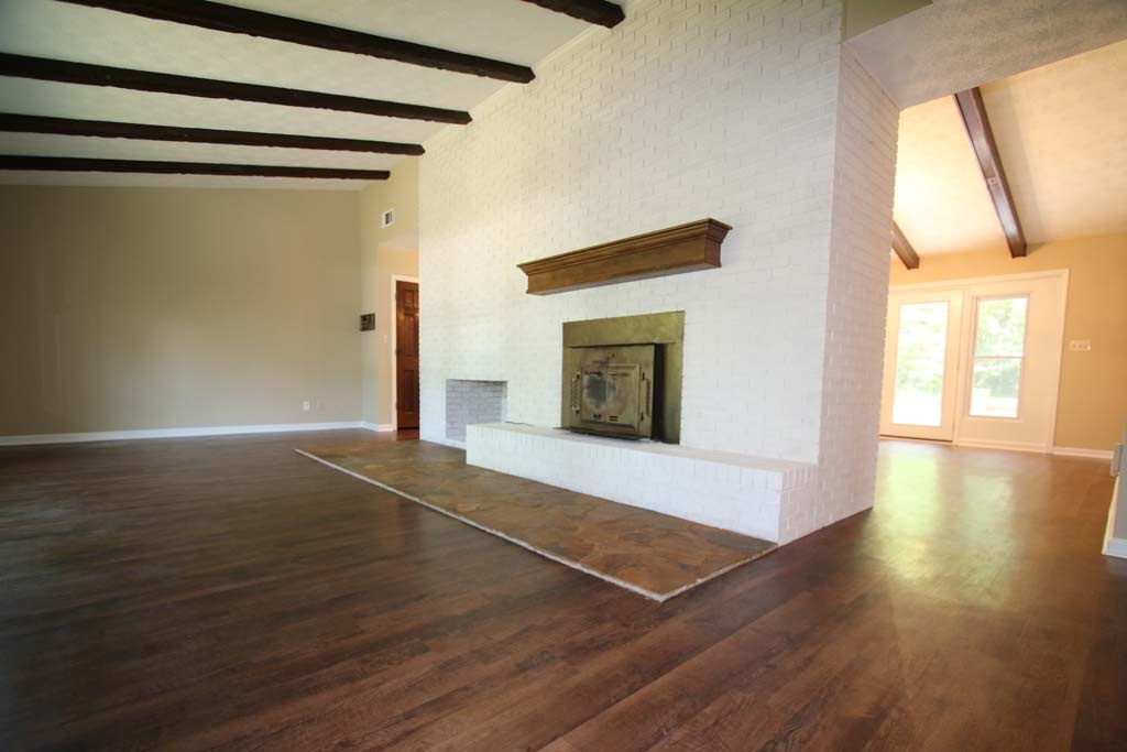 412 Camelot Dr, Lagrange, GA 30241 photo 2