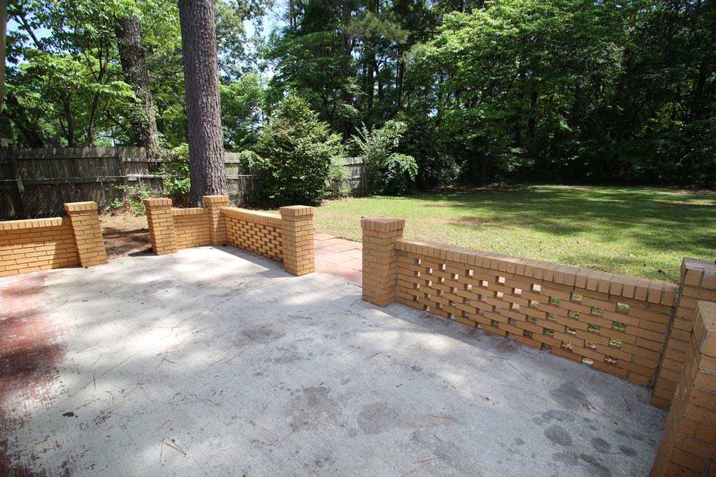 412 Camelot Dr, Lagrange, GA 30241 photo 18