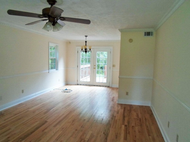 385 Vincent Dr, Athens, GA 30606 photo 4