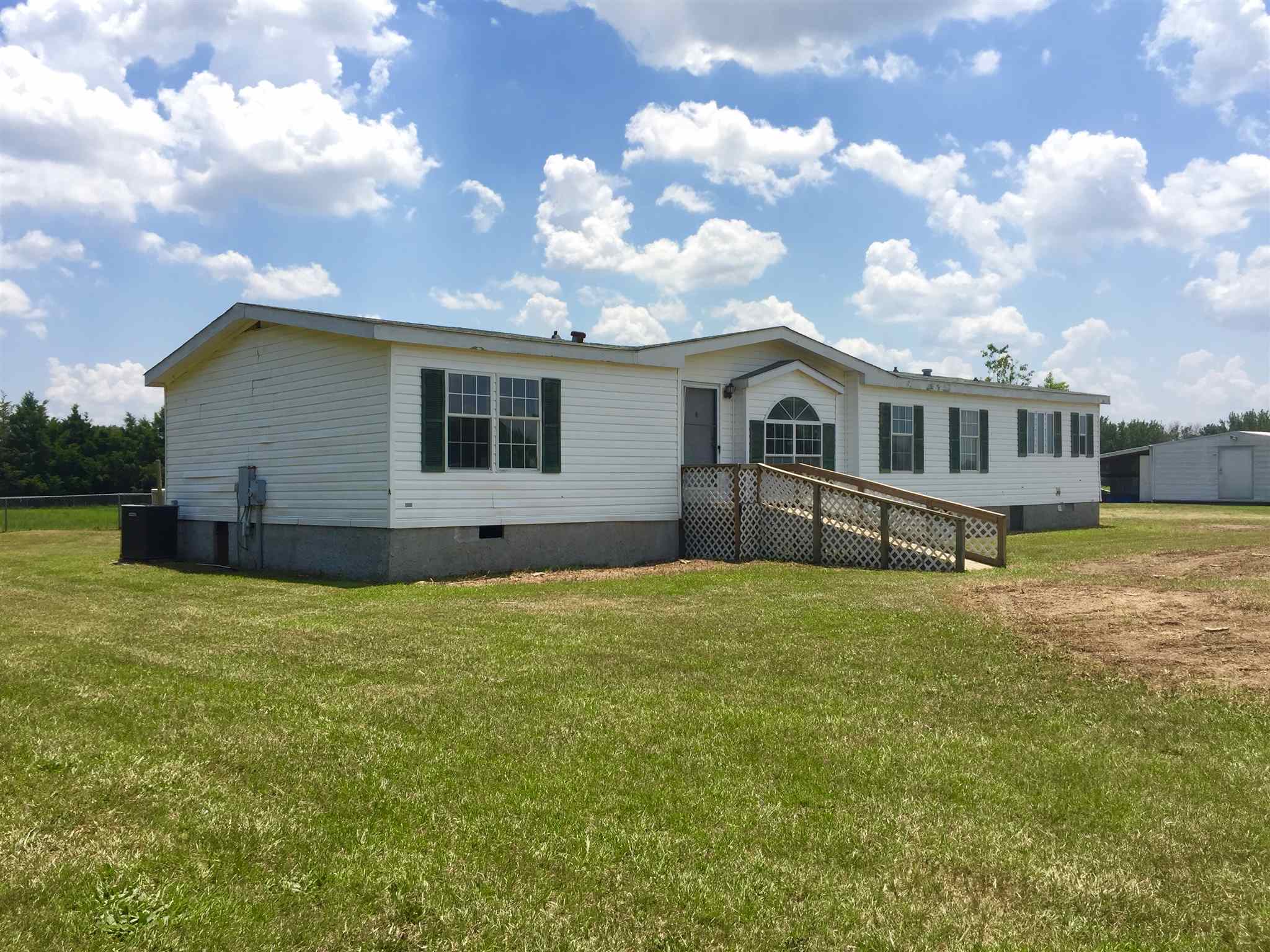 1310 John E Sullivan Rd, Byron, GA 31008 photo 16