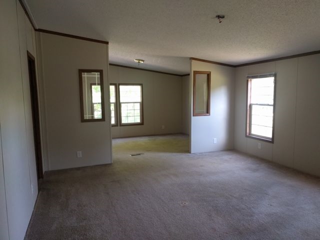 219 Rivers Rd, Williamson, GA 30292 photo 5