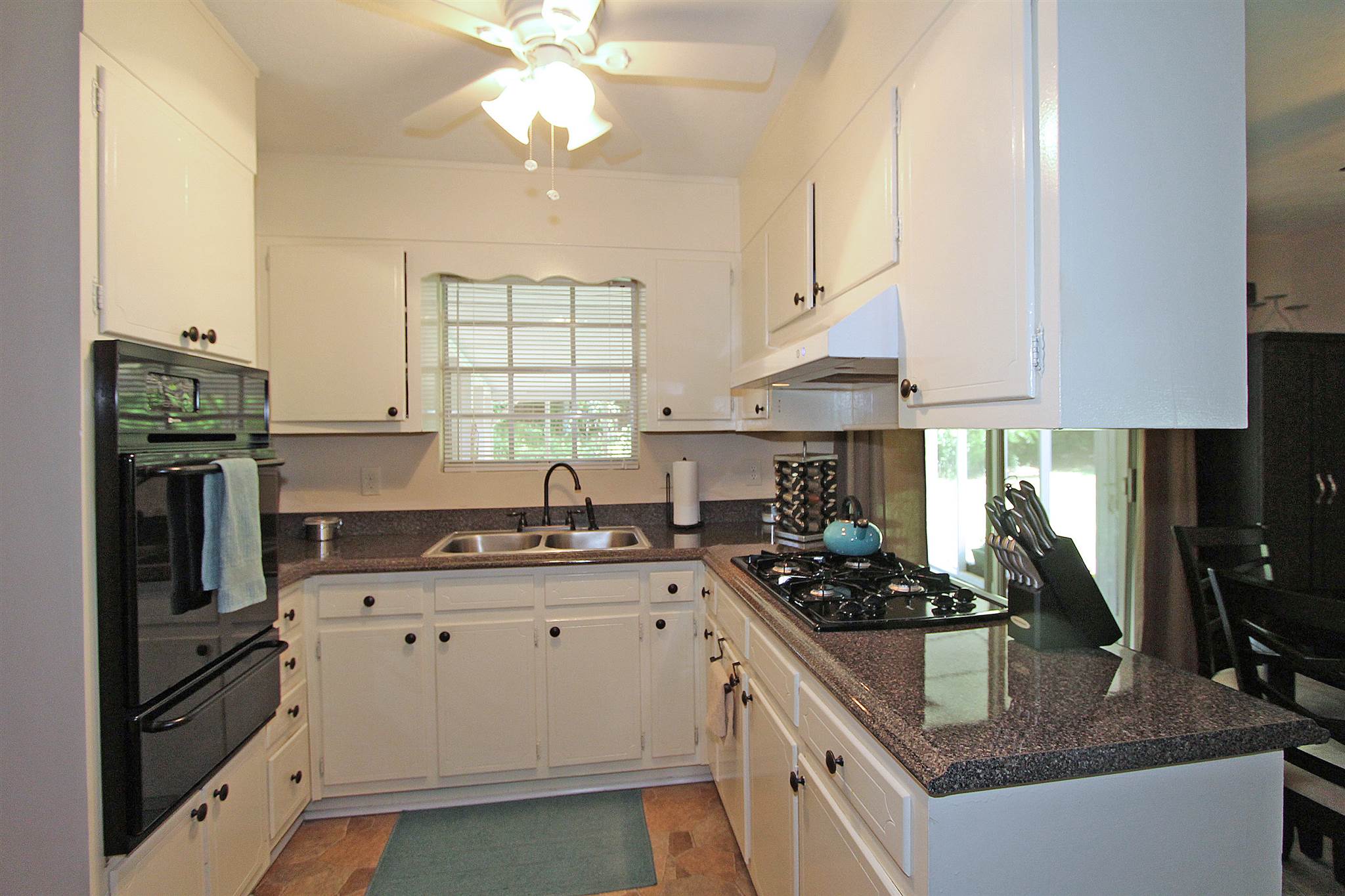 2104 Willow Ln, Austell, GA 30106 photo 5