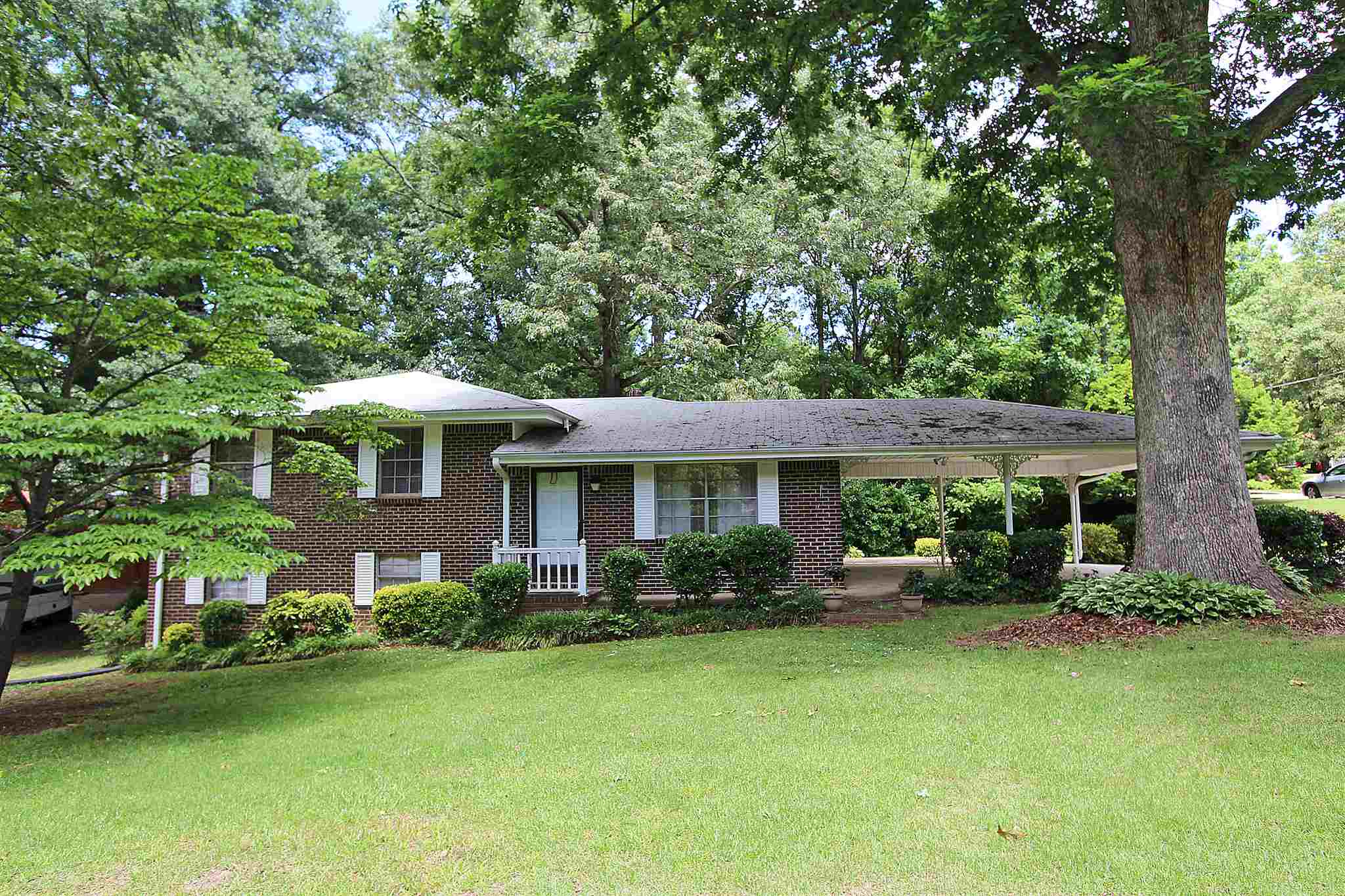 2104 Willow Ln, Austell, GA 30106 photo 1