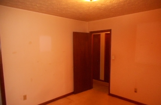 6960 Fielder Rd, Rex, GA 30273 photo 10