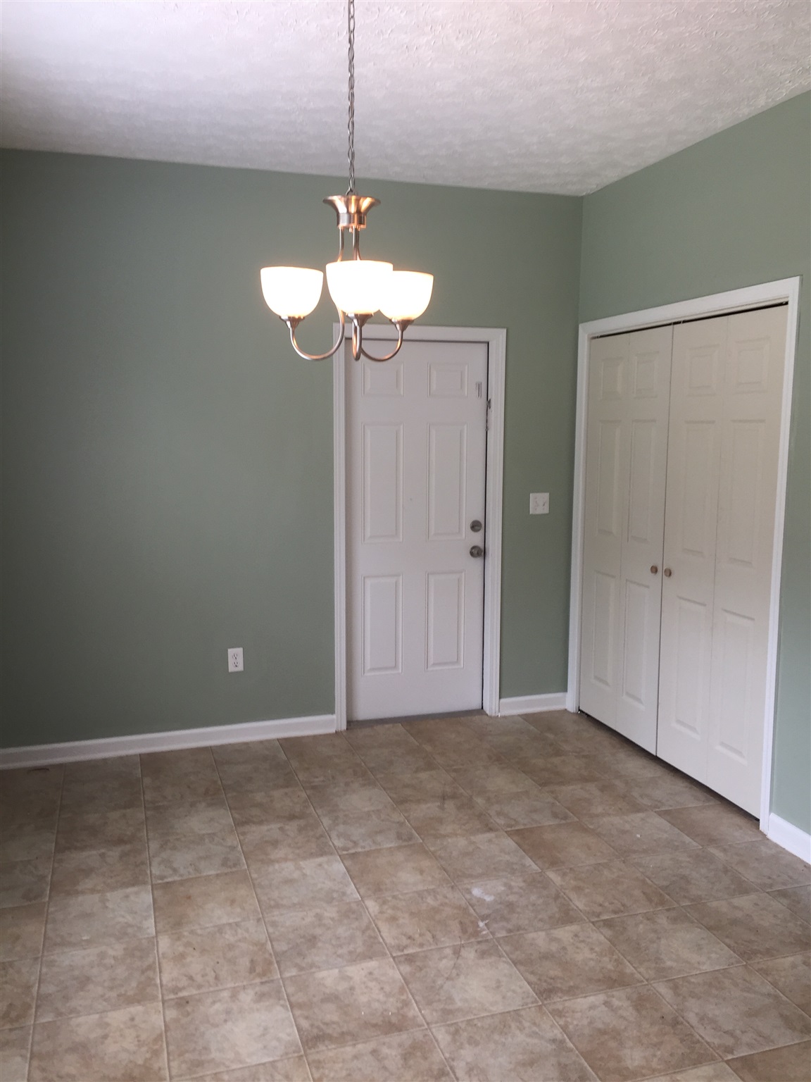 149 Edgemont Ct, Lagrange, GA 30240 photo 8