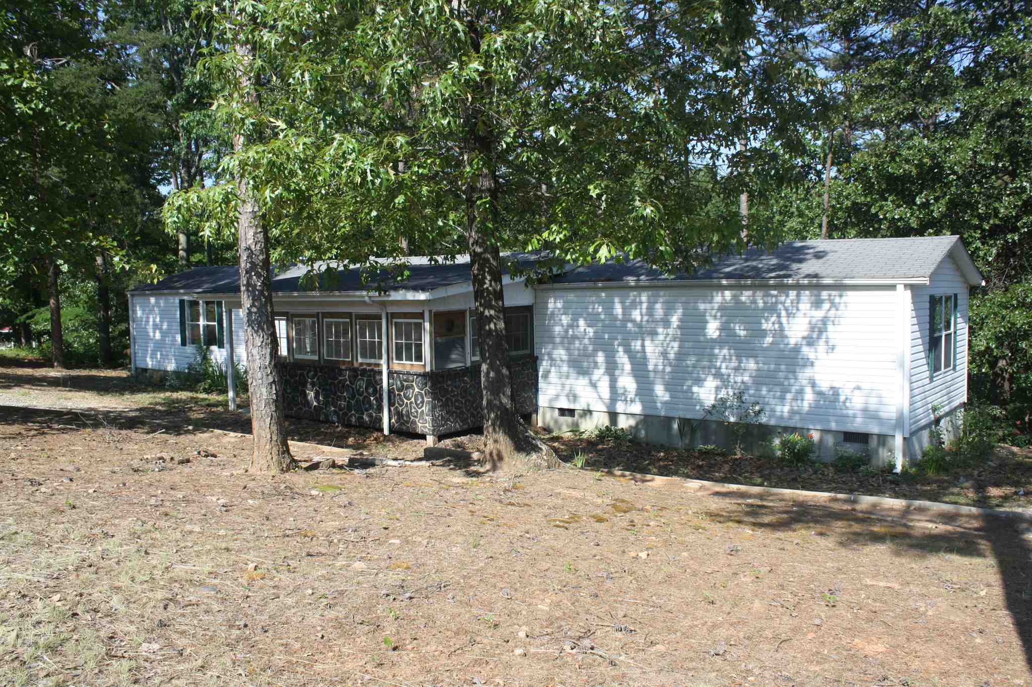 92 Sherri Ln, Toccoa, GA 30577 photo 3