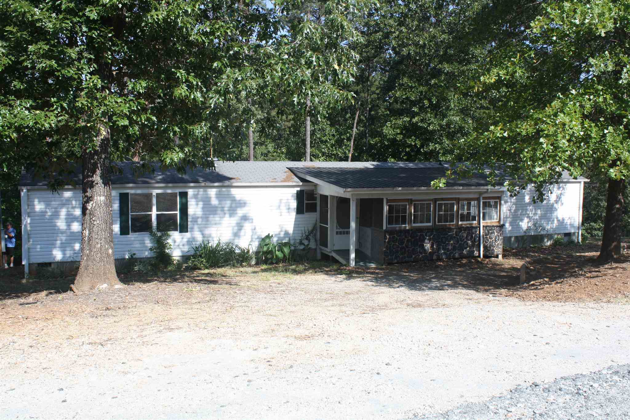 92 Sherri Ln, Toccoa, GA 30577 photo 2