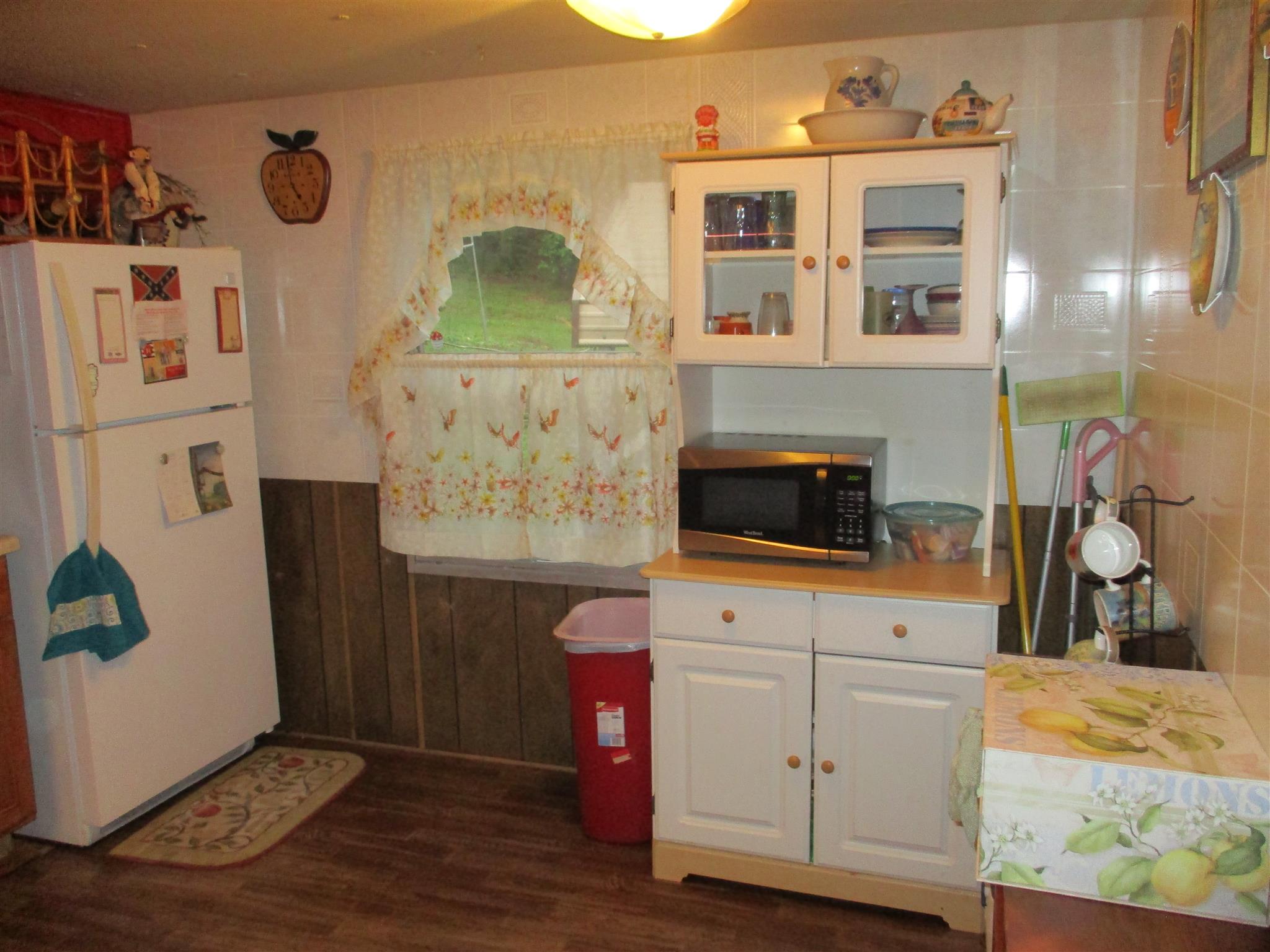 978 Five Points Rd, Barnesville, GA 30204 photo 4