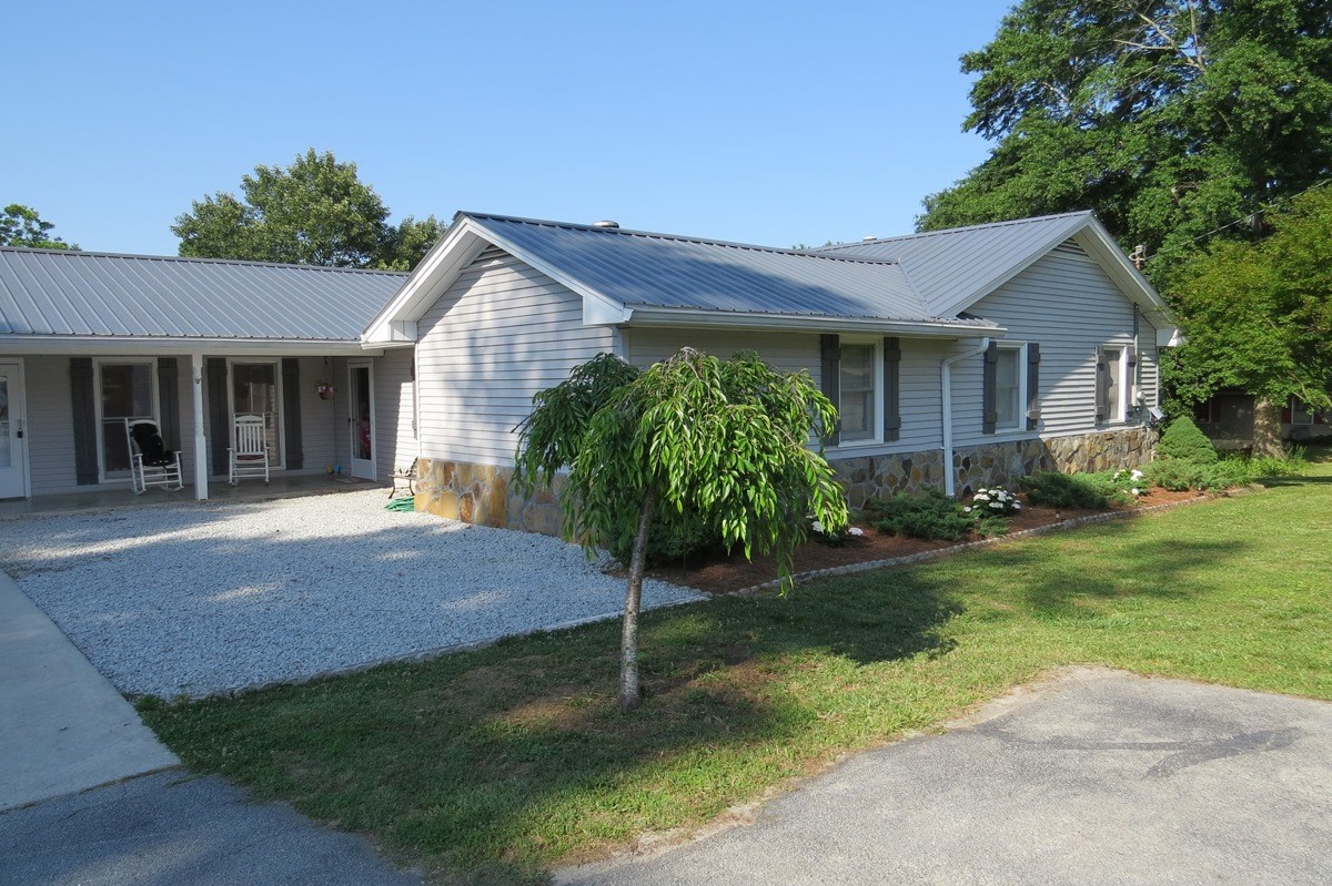 155 Lovell Rd, Toccoa, GA 30577 photo 1