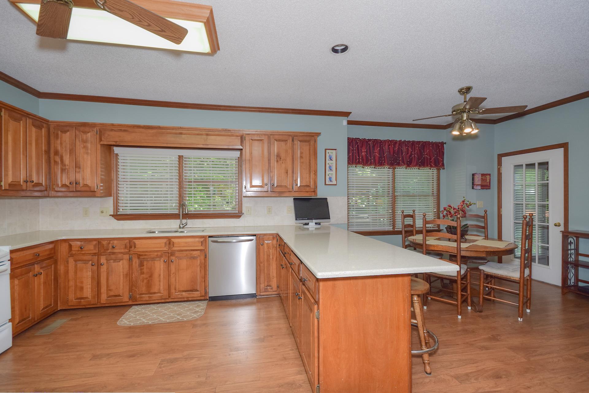 407 Ashford Cir, Lagrange, GA 30240 photo 9