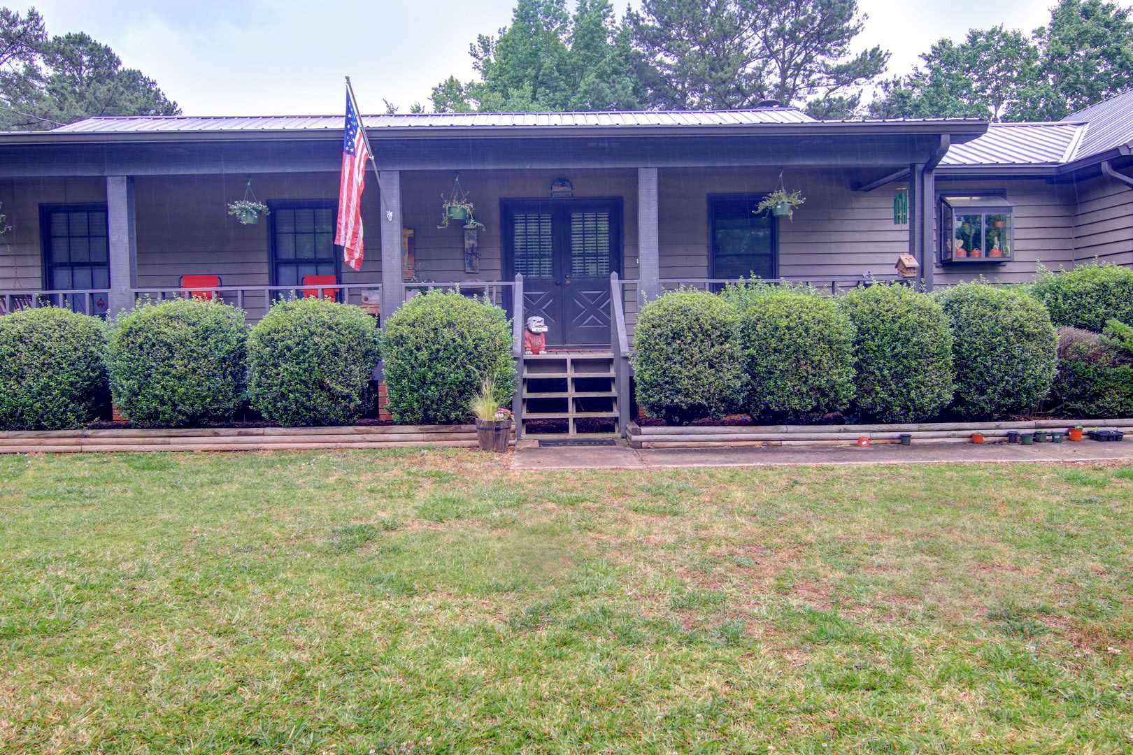 30 Beaver Ct, Covington, GA 30016 photo 2