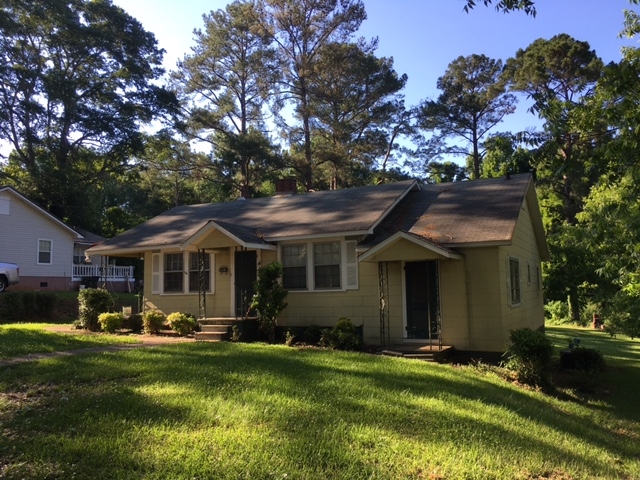 521 Francis St, Valley, AL 36854 photo 2