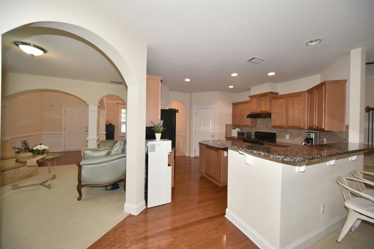3725 Seaton Dr, Suwanee, GA 30024 photo 7