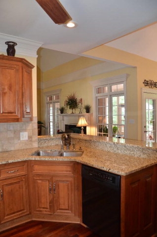 1021 Spring Lake Dr, Bishop, GA 30621 photo 4