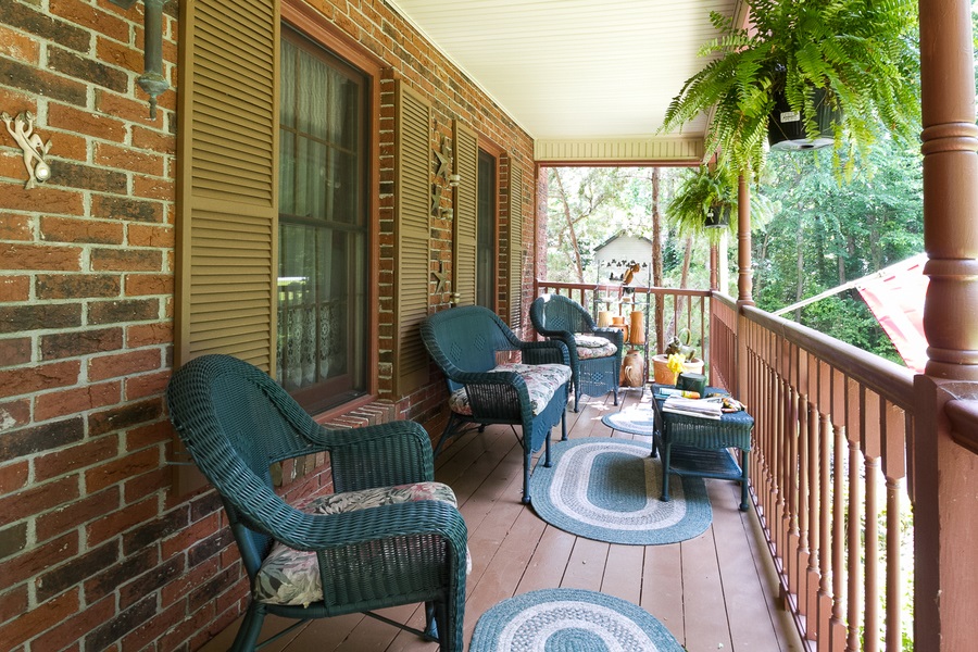 505 Anthony Dr, Tyrone, GA 30290 photo 4