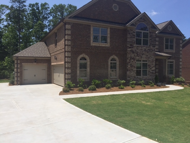 2340 Braunsroth Ln, Hampton, GA 30228 photo 2