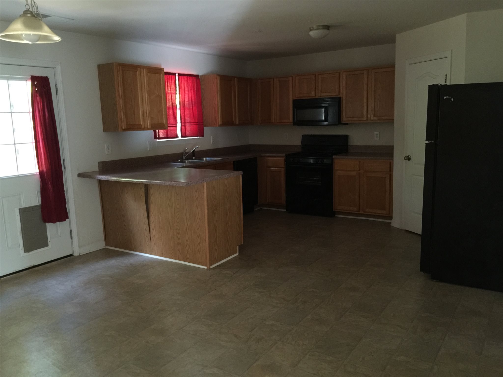 1136 Oak Holw, Hampton, GA 30228 photo 16
