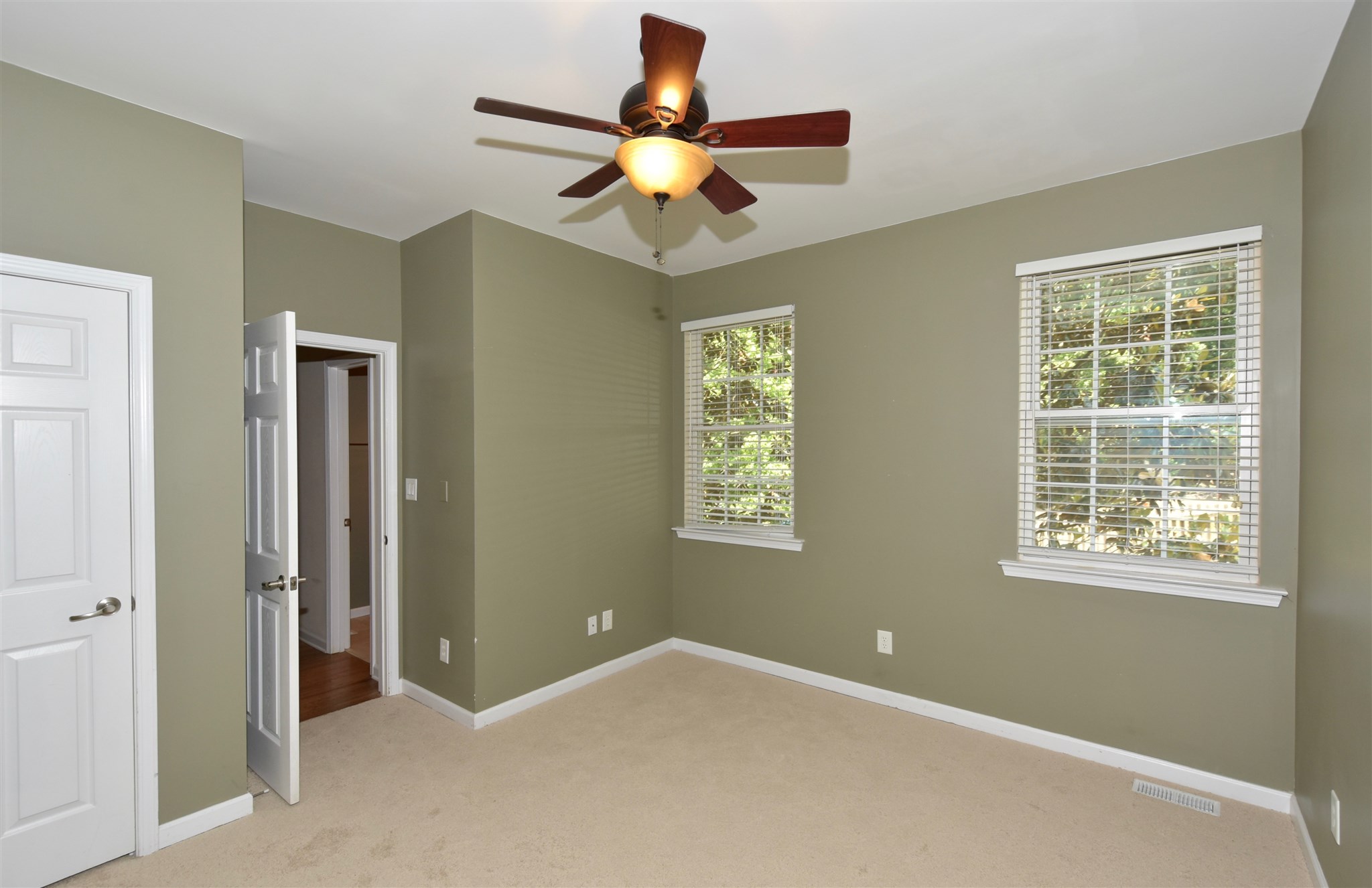 3952 Abbotts Bridge Rd, Duluth, GA 30096 photo 10