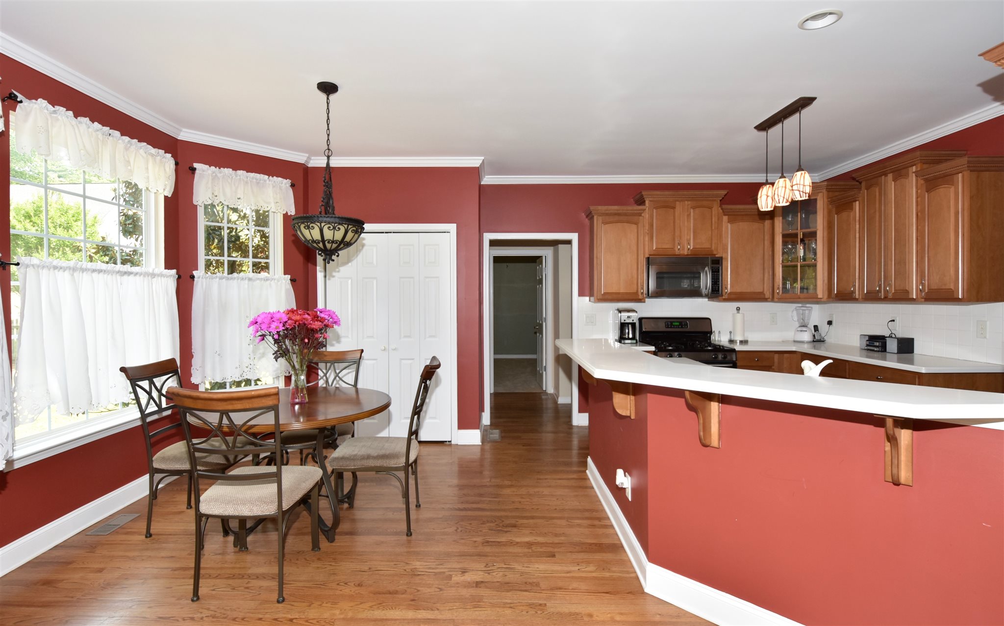 3952 Abbotts Bridge Rd, Duluth, GA 30096 photo 4