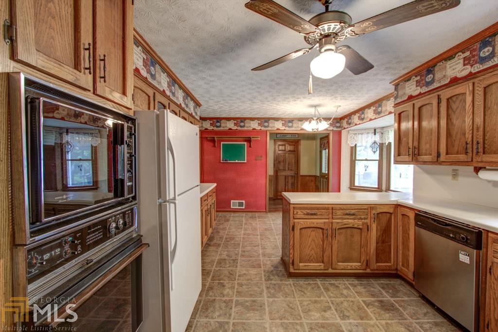 2872 Paddock Trl, Duluth, GA 30096 photo 7