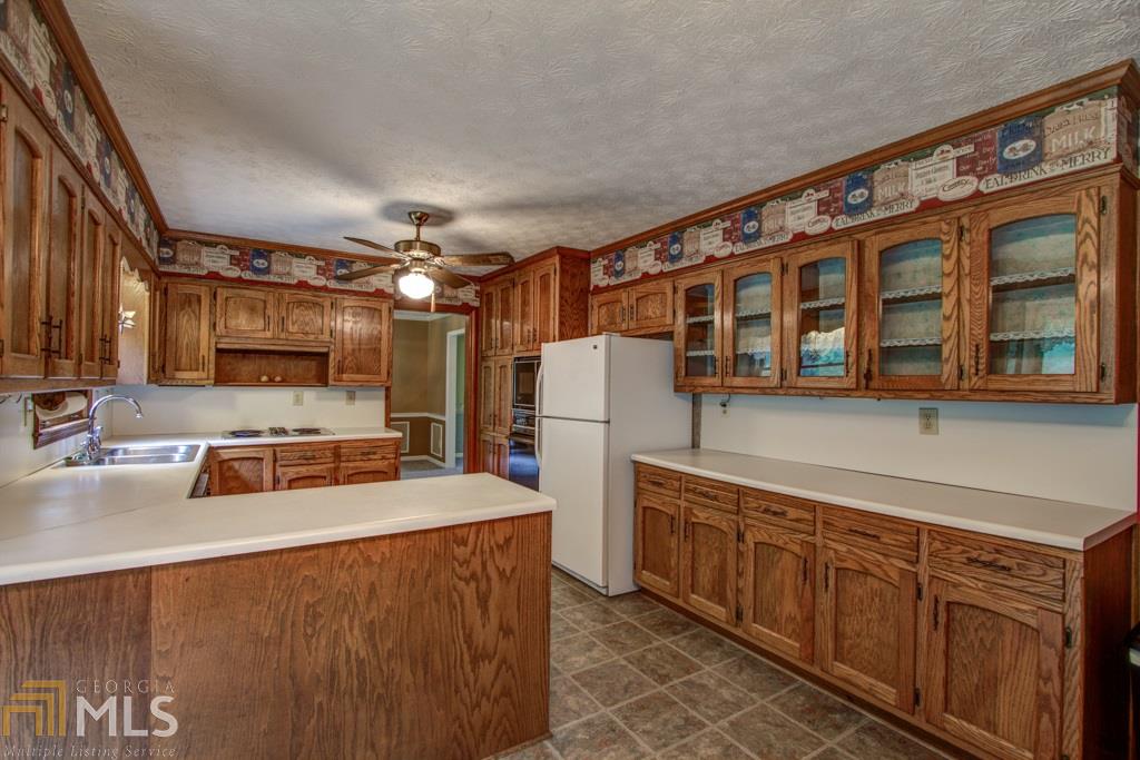 2872 Paddock Trl, Duluth, GA 30096 photo 8