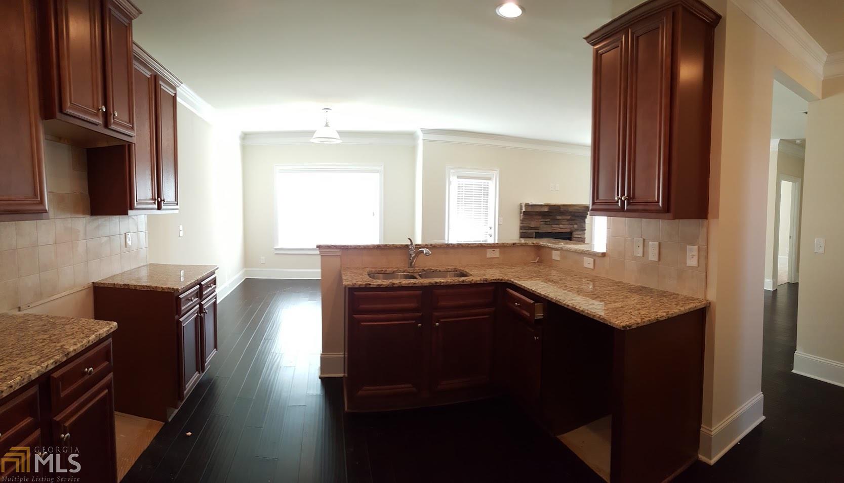 615 Stream Ct, Fairburn, GA 30213 photo 3