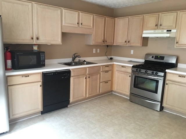 3657 Regency Park Dr, Duluth, GA 30096 photo 2