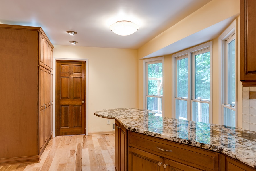 1730 E Gate Dr, Stone Mountain, GA 30087 photo 4