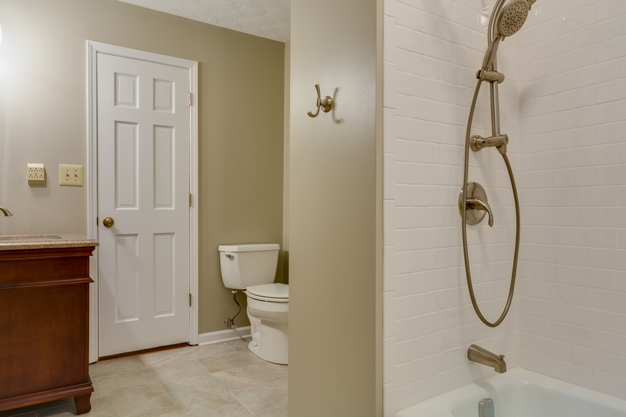 1730 E Gate Dr, Stone Mountain, GA 30087 photo 19