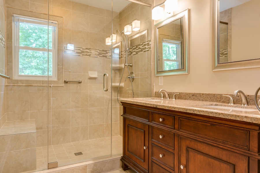 1730 E Gate Dr, Stone Mountain, GA 30087 photo 12