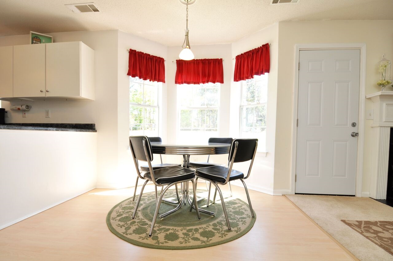 633 Burtons Cv, Hampton, GA 30228 photo 9