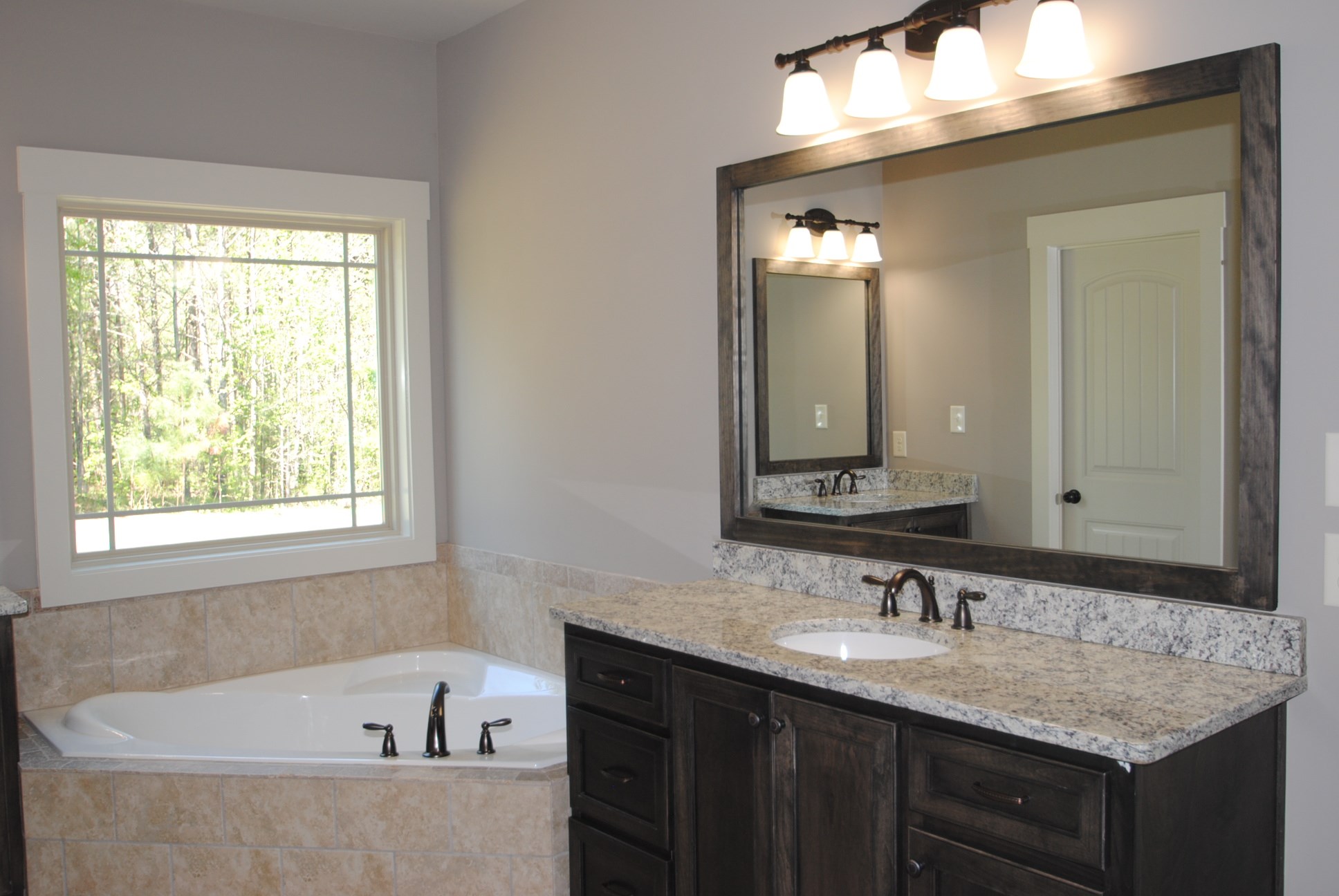125 Laurel Forest Dr, Tyrone, GA 30290 photo 11