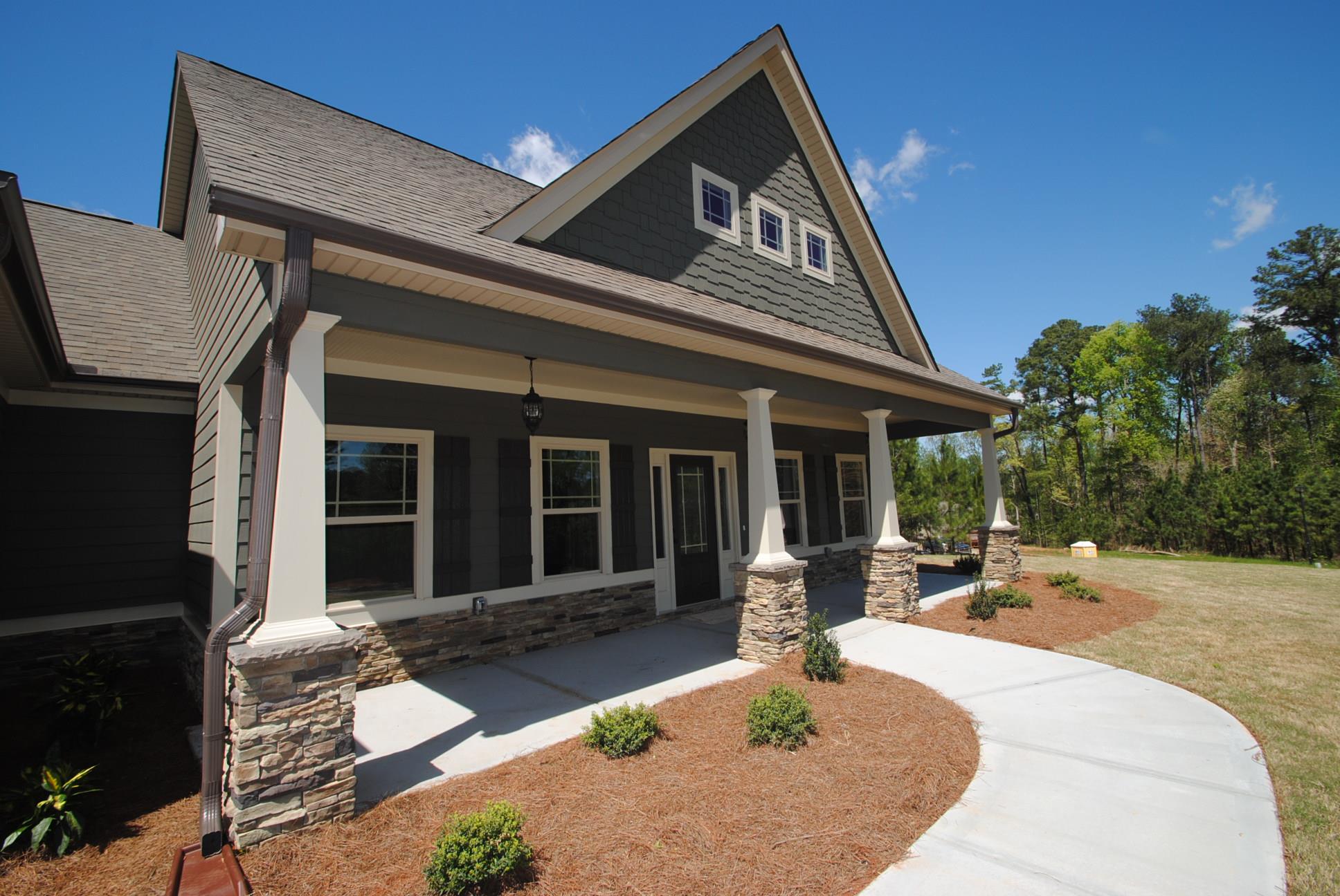 125 Laurel Forest Dr, Tyrone, GA 30290 photo 2