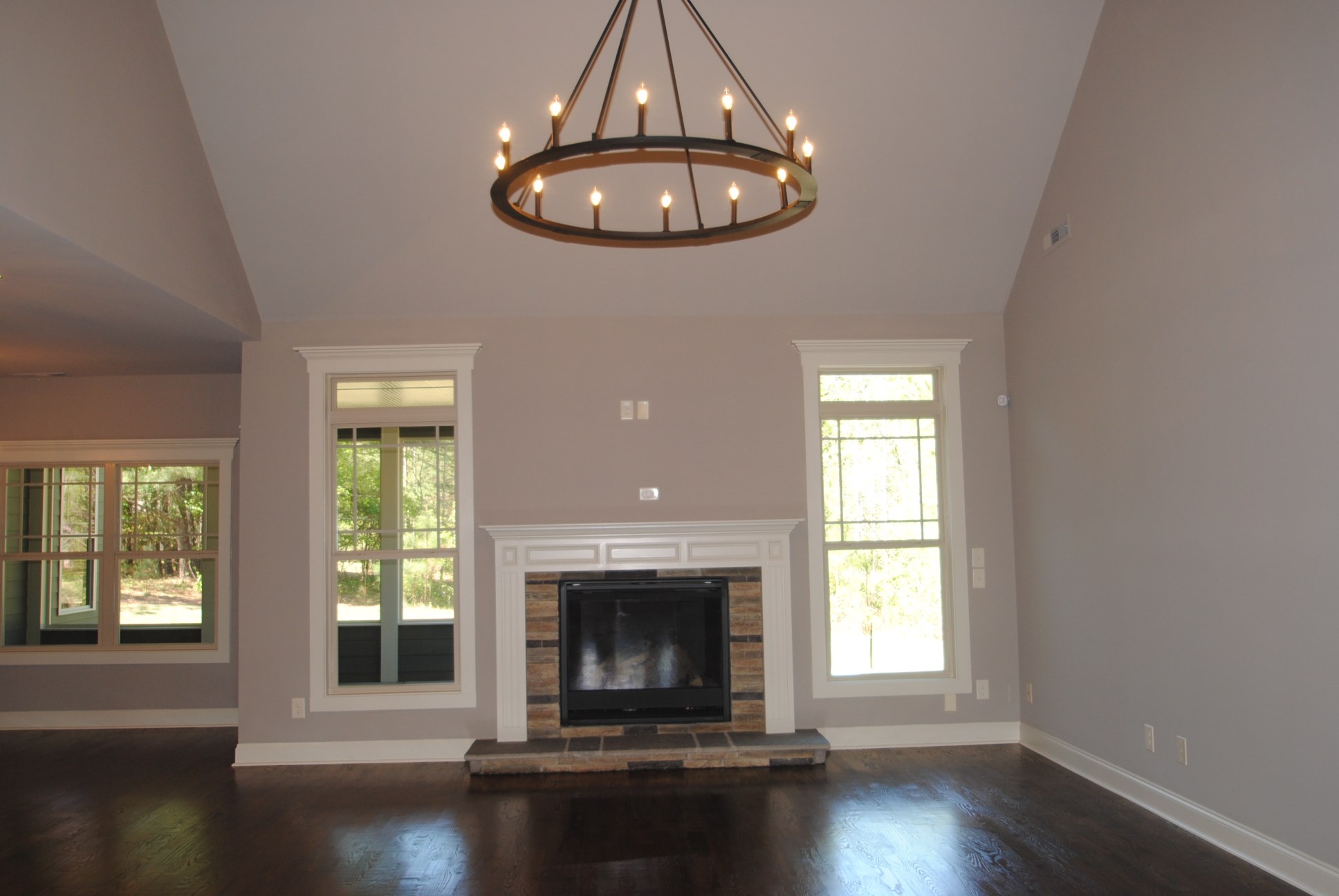 125 Laurel Forest Dr, Tyrone, GA 30290 photo 4