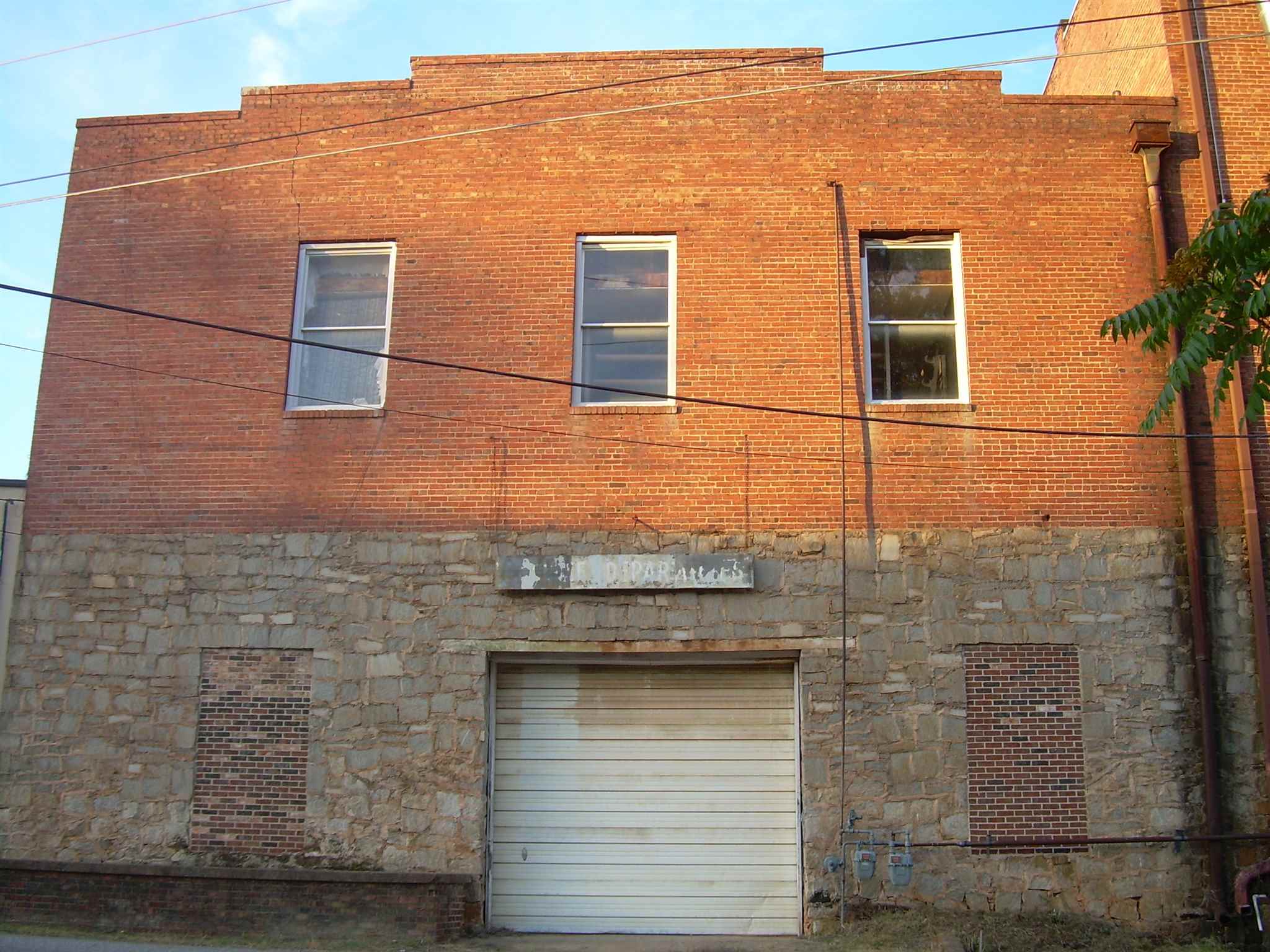 1777 N Elm St, Commerce, GA 30529 photo 4