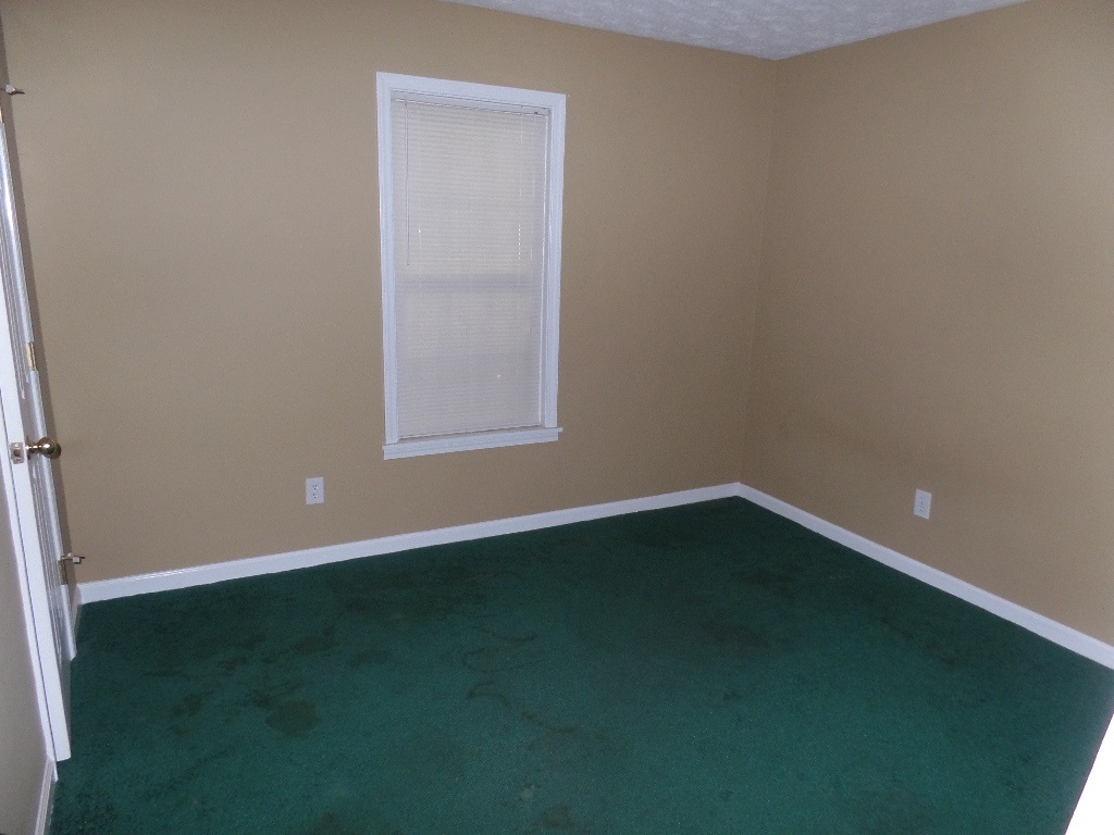 1270 S Hampton Rd, Hampton, GA 30228 photo 7