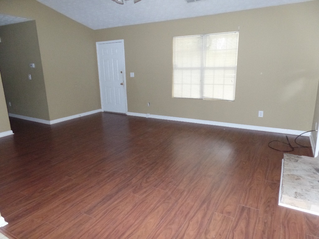 1270 S Hampton Rd, Hampton, GA 30228 photo 4
