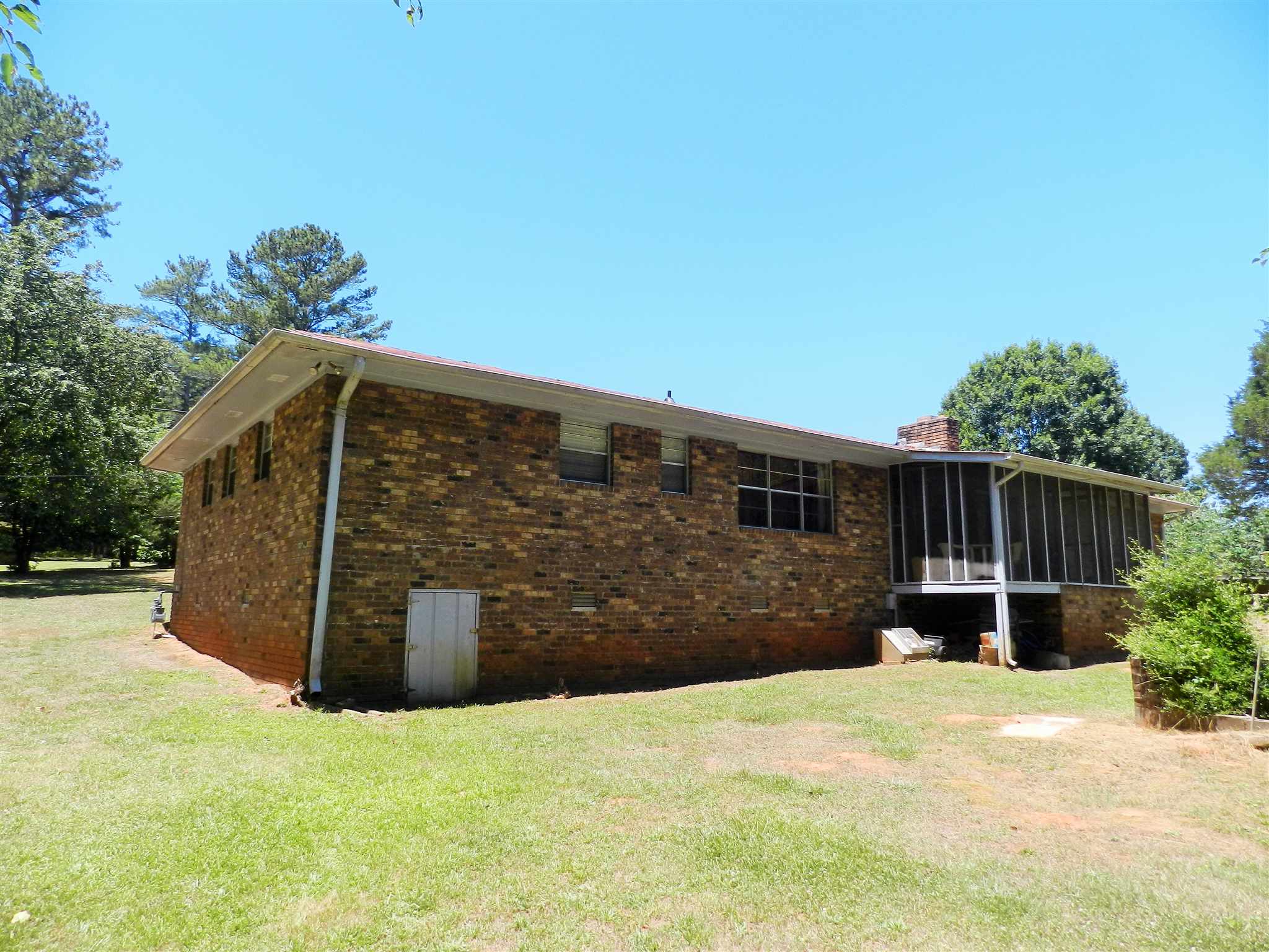 209 Frederick Dr, Athens, GA 30607 photo 4