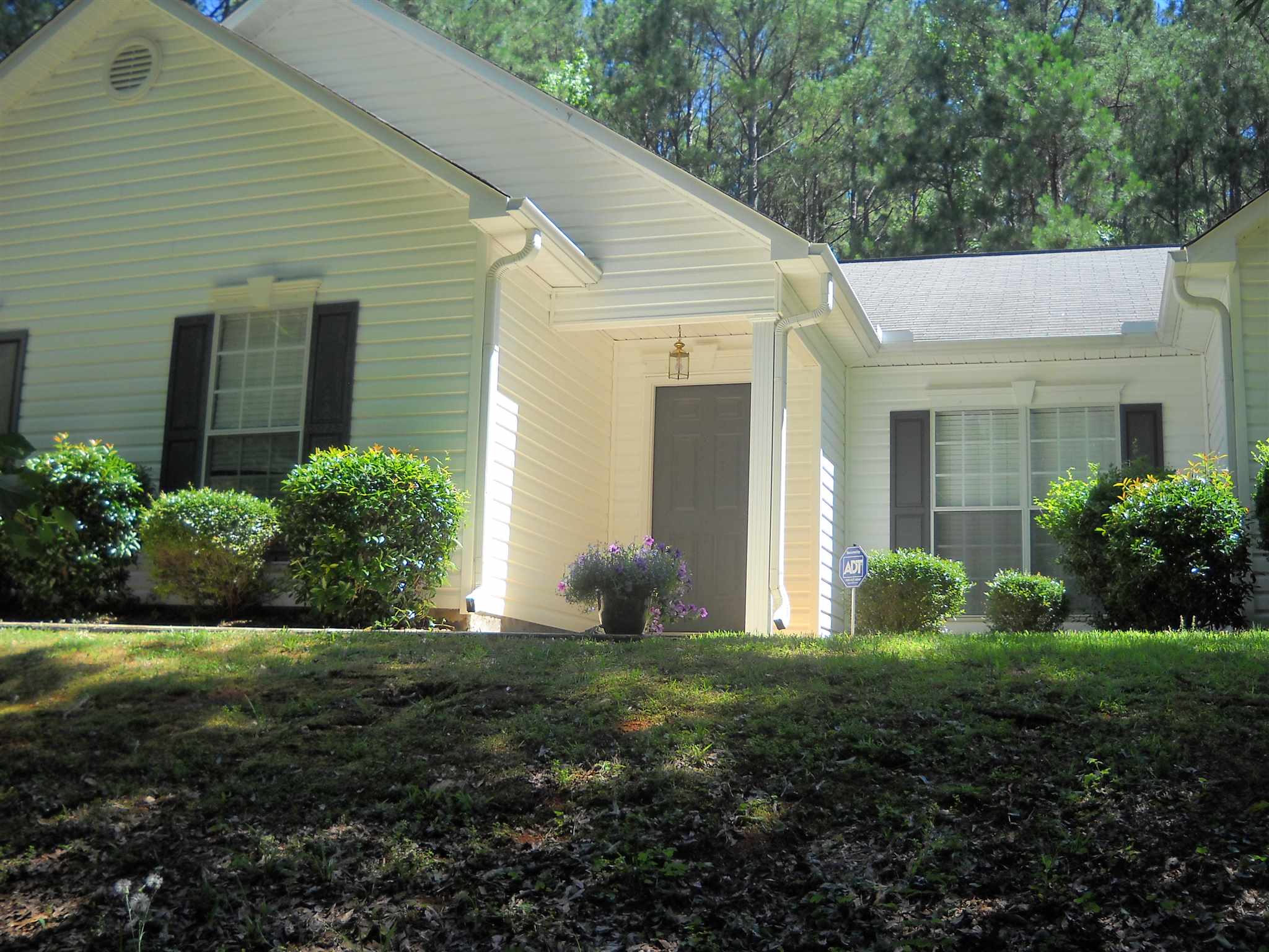 300 Edgemont Dr, Lagrange, GA 30241 photo 1