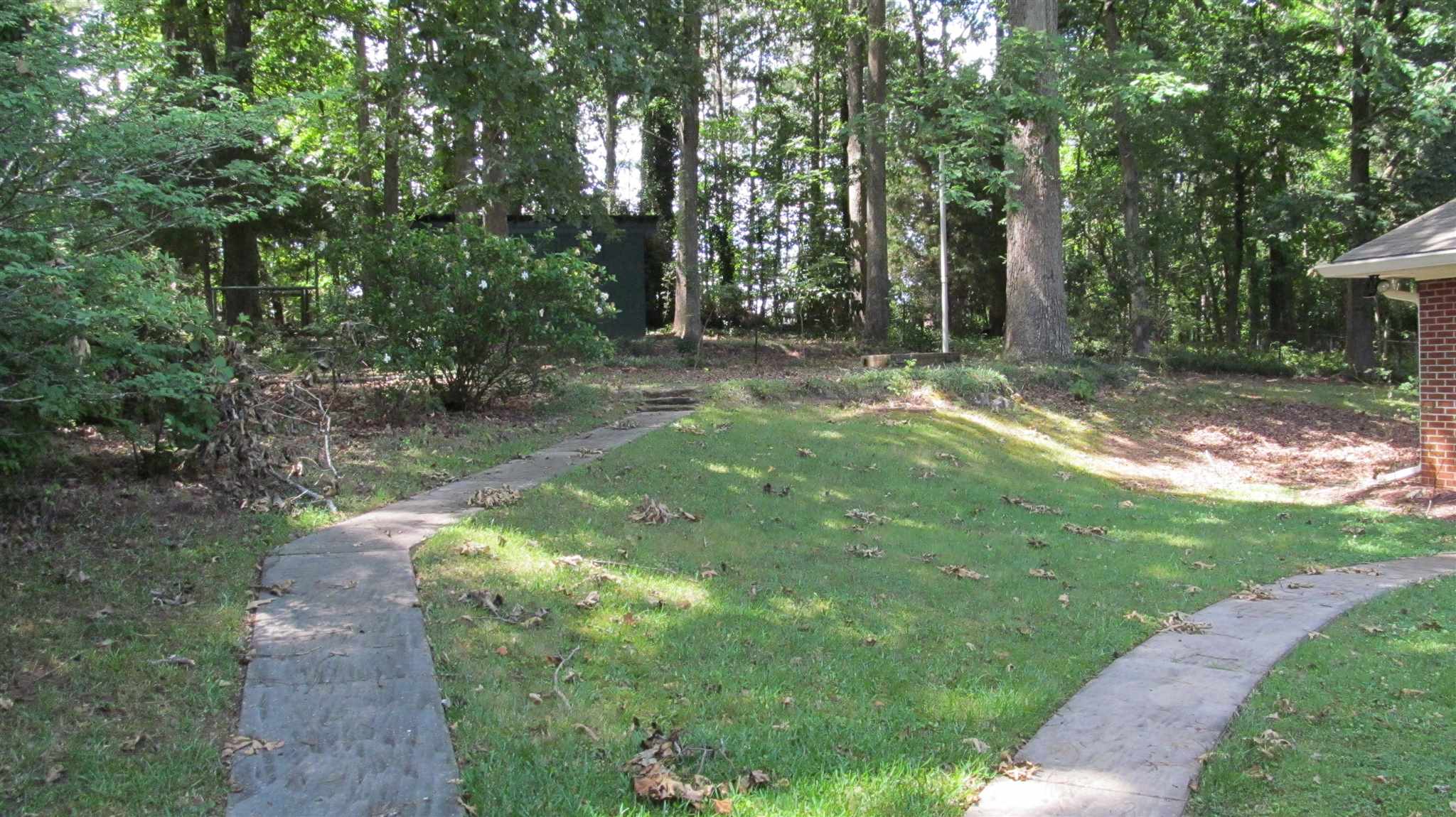 226 Hickory Ter, Lagrange, GA 30241 photo 16
