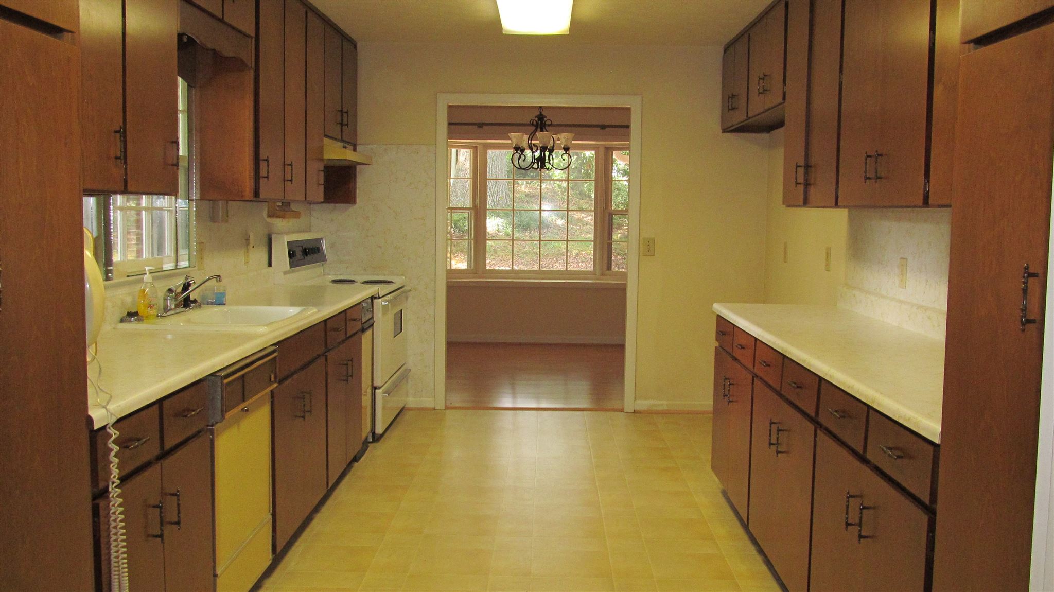 226 Hickory Ter, Lagrange, GA 30241 photo 5