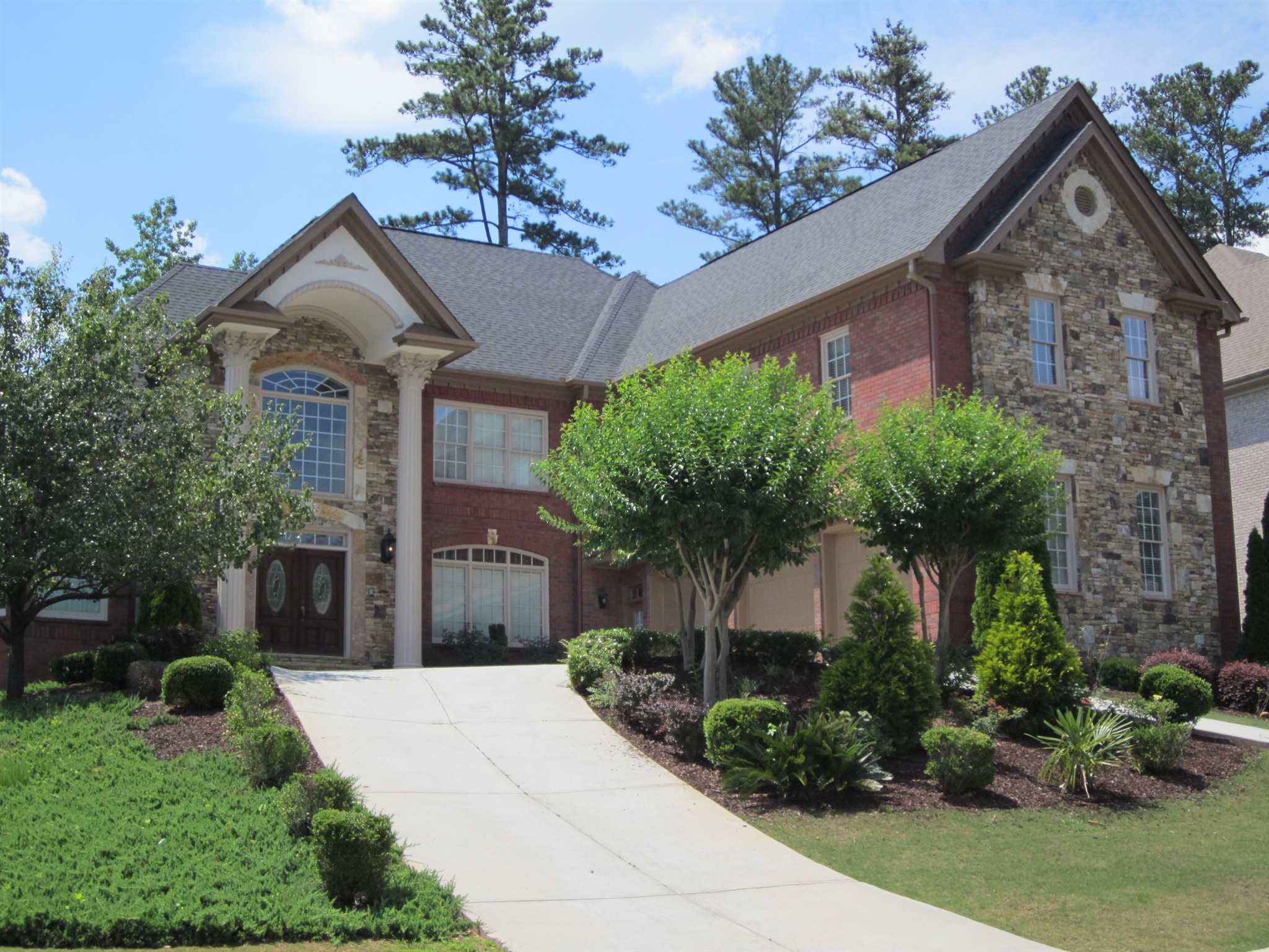 8415 Merion Dr, Duluth, GA 30097 photo 1