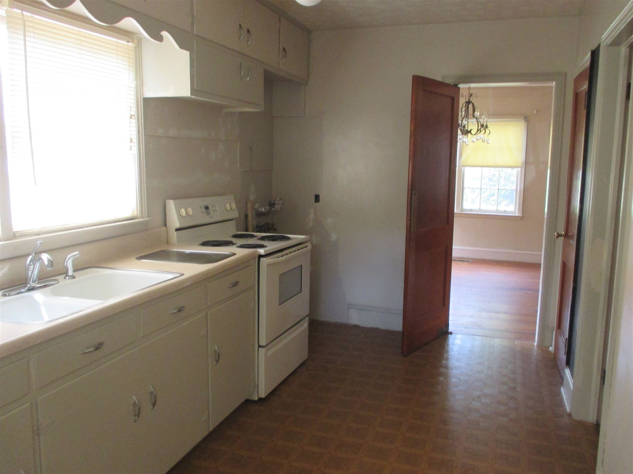 320 E Main St, Thomaston, GA 30286 photo 22